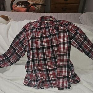 RedHead Womens Red and Black Plaid Button-Down Shirt